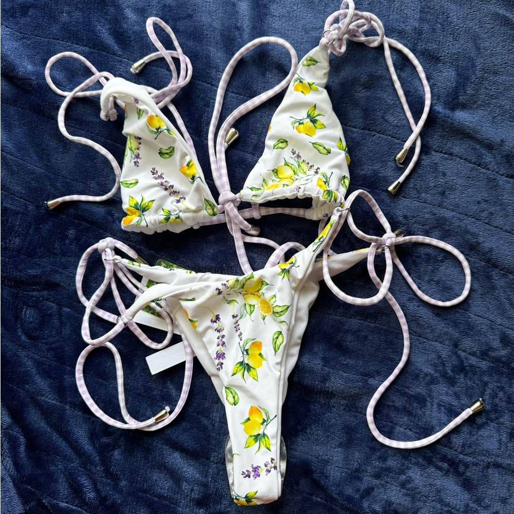 Bydee Lemonie Bikini NWT lemons